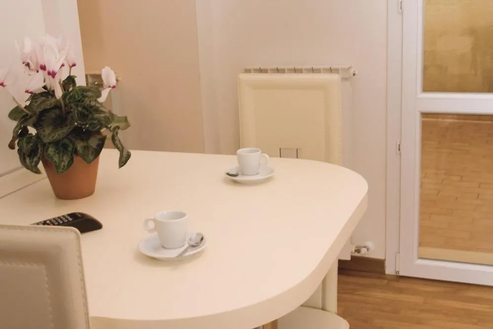 Apartment Nel Sole Appartamenti Bologna Italy
